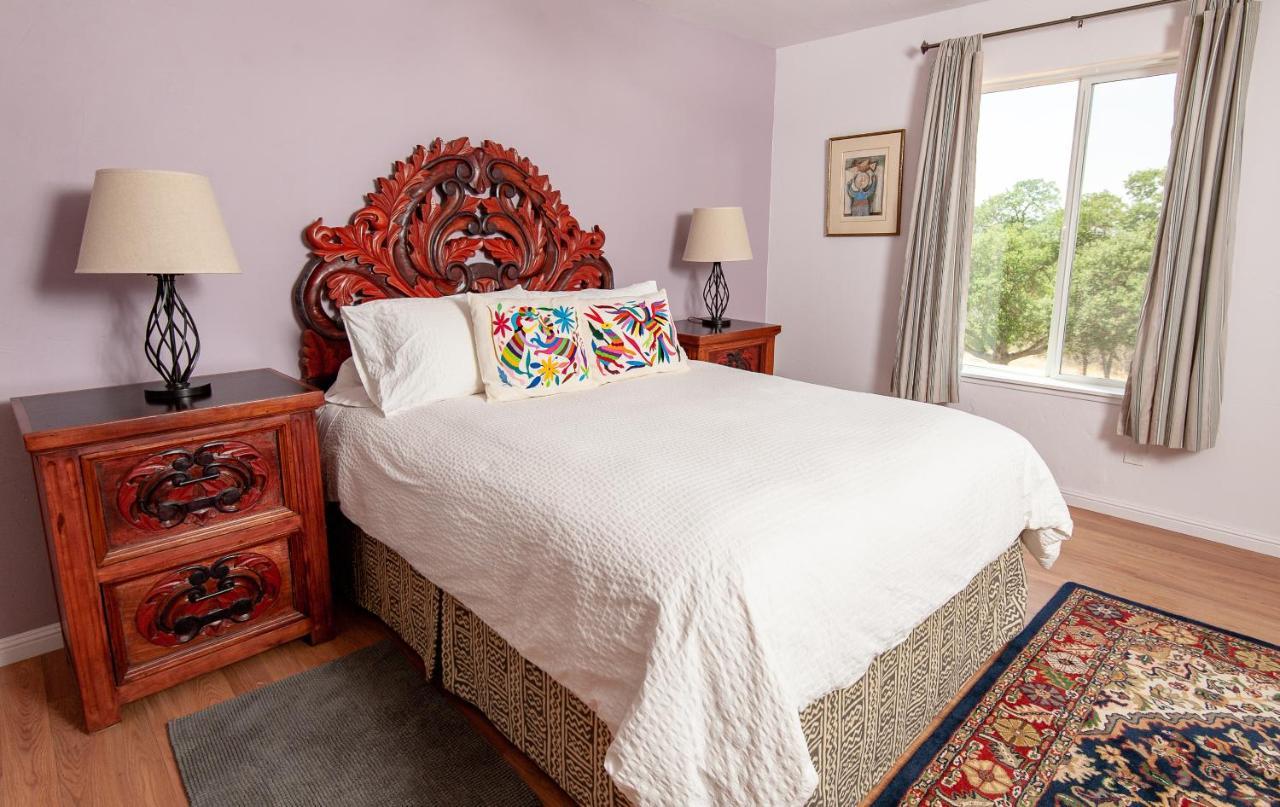 Posada Mariana Bed And Breakfast Catheys Valley Экстерьер фото