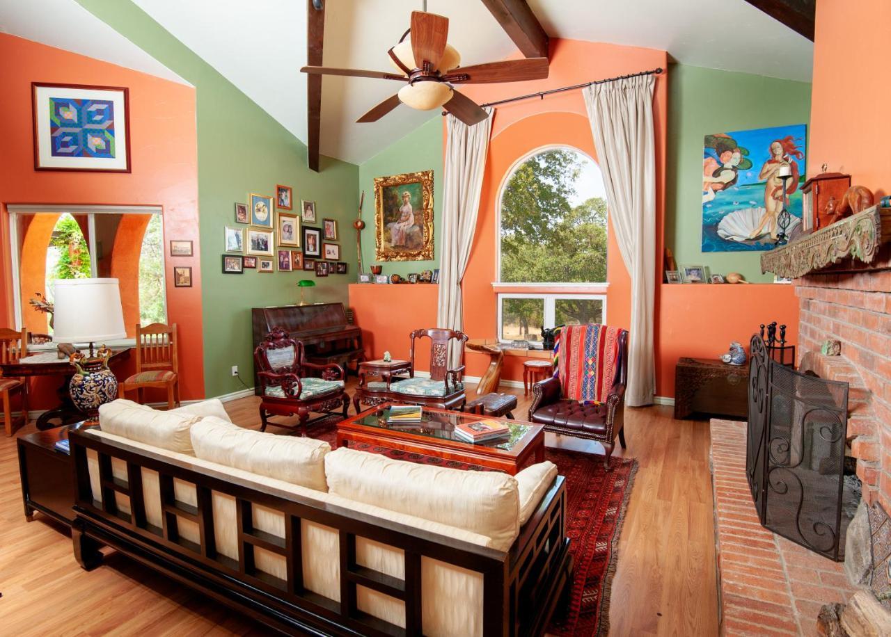 Posada Mariana Bed And Breakfast Catheys Valley Экстерьер фото