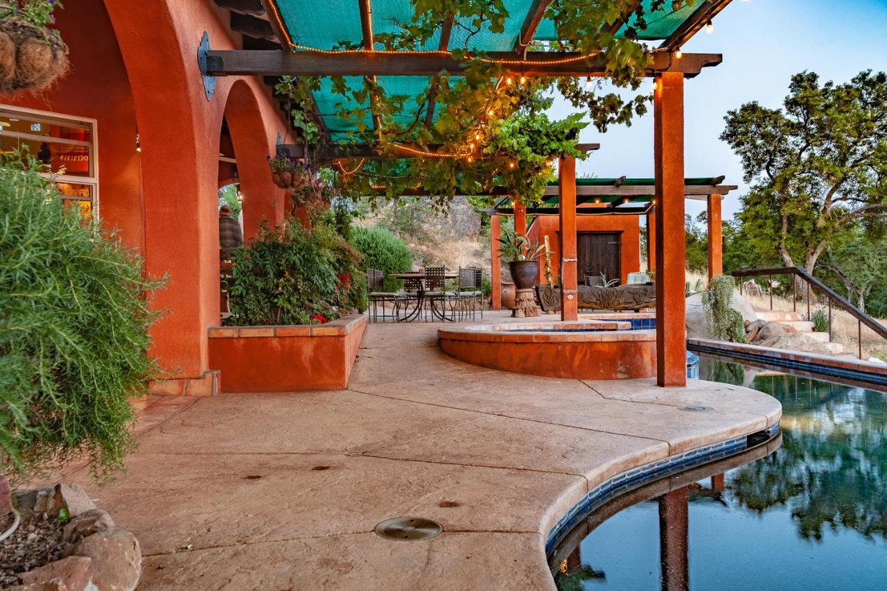 Posada Mariana Bed And Breakfast Catheys Valley Экстерьер фото